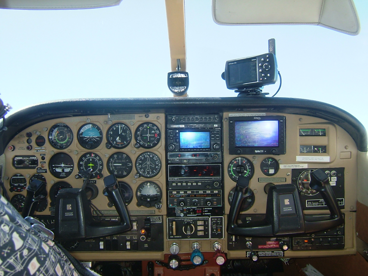 Cessna 210 Training