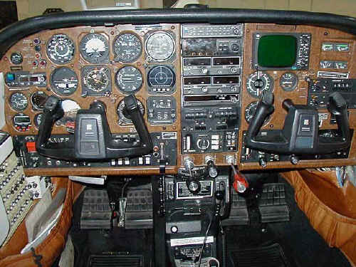 Cessna 210 Full Motion Simulator Training